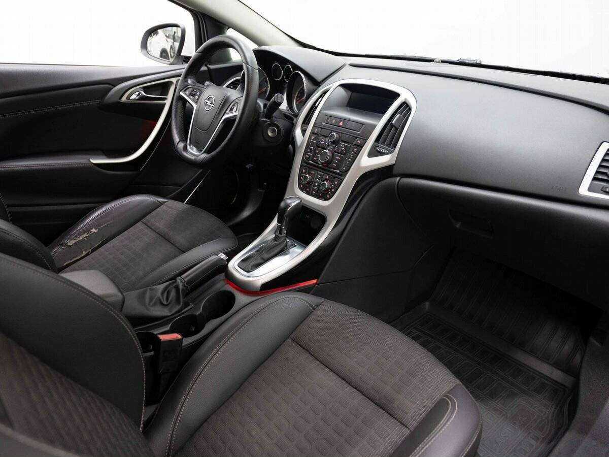 Купить Opel Astra GTC, 2012, 190 009 км, фото №10