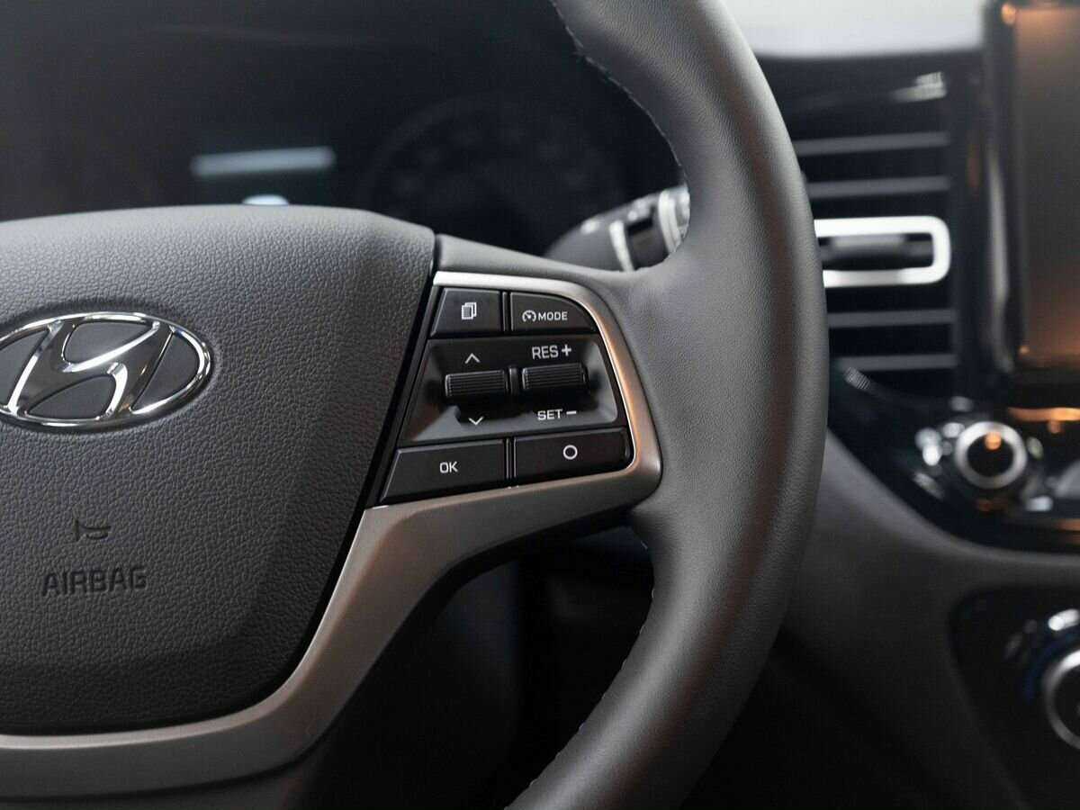 Купить Hyundai Solaris, 2021, 64 000 км, фото №17