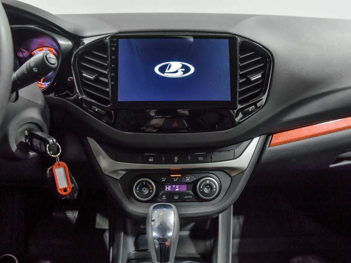 Купить Lada (ВАЗ) Vesta SW Cross, 2020, 37 532 км, фото №9