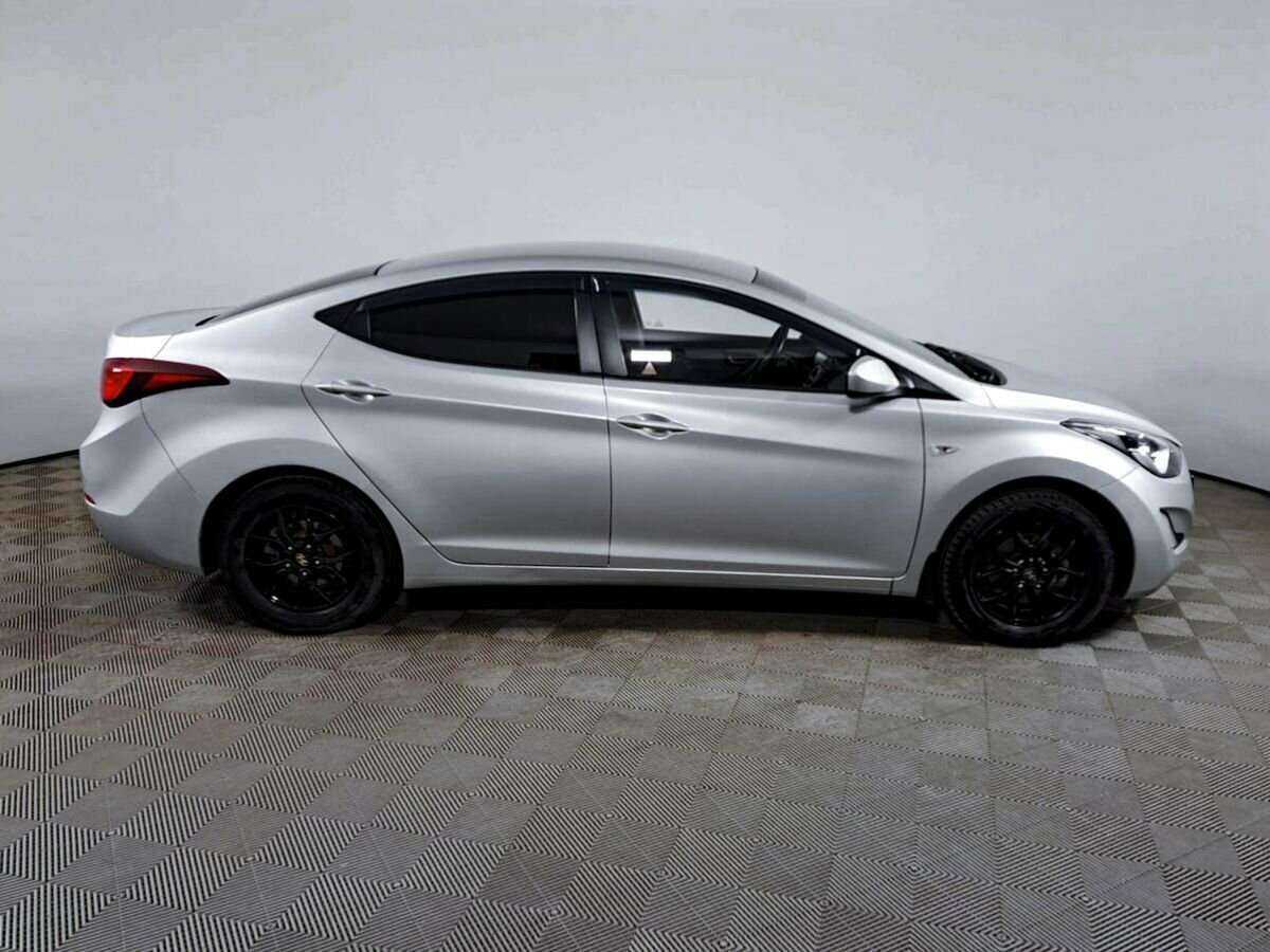 Купить Hyundai Elantra, 2015, 251 800 км, фото №4