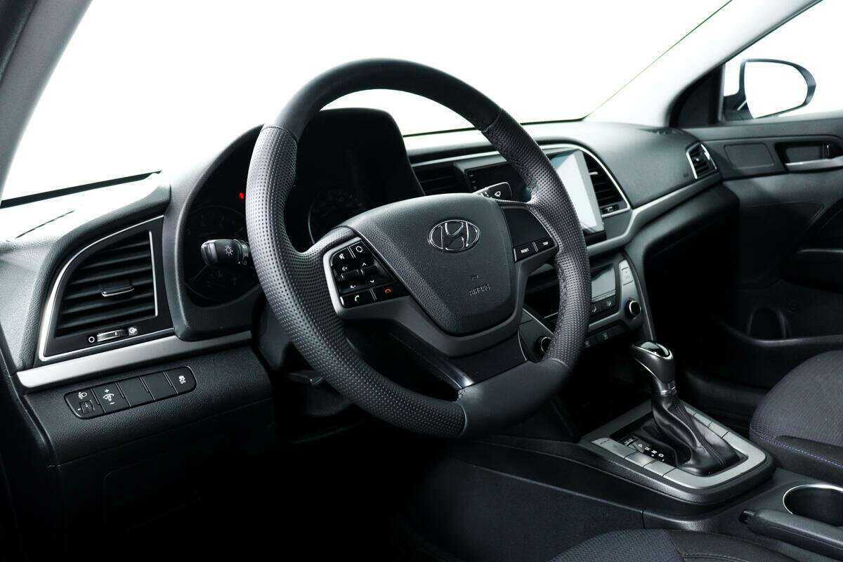 Купить Hyundai Elantra, 2018, 61 500 км, фото №13