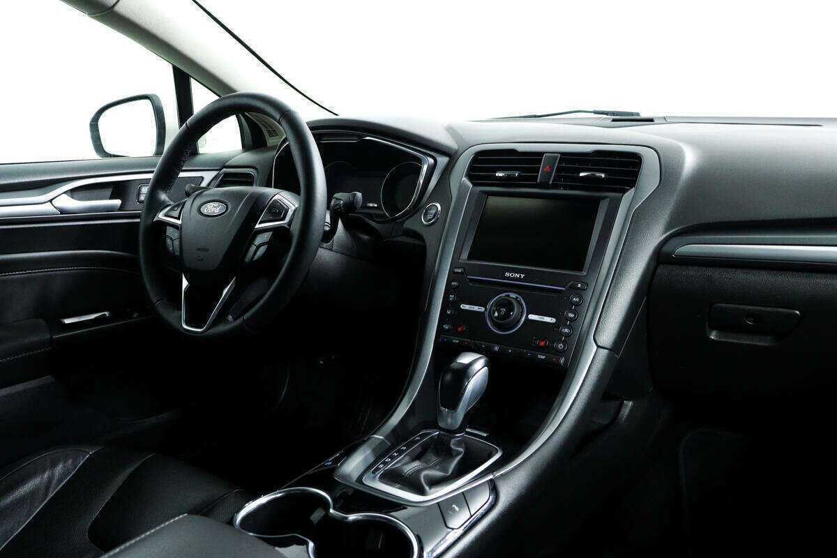 Купить Ford Mondeo, 2016, 113 613 км, фото №9