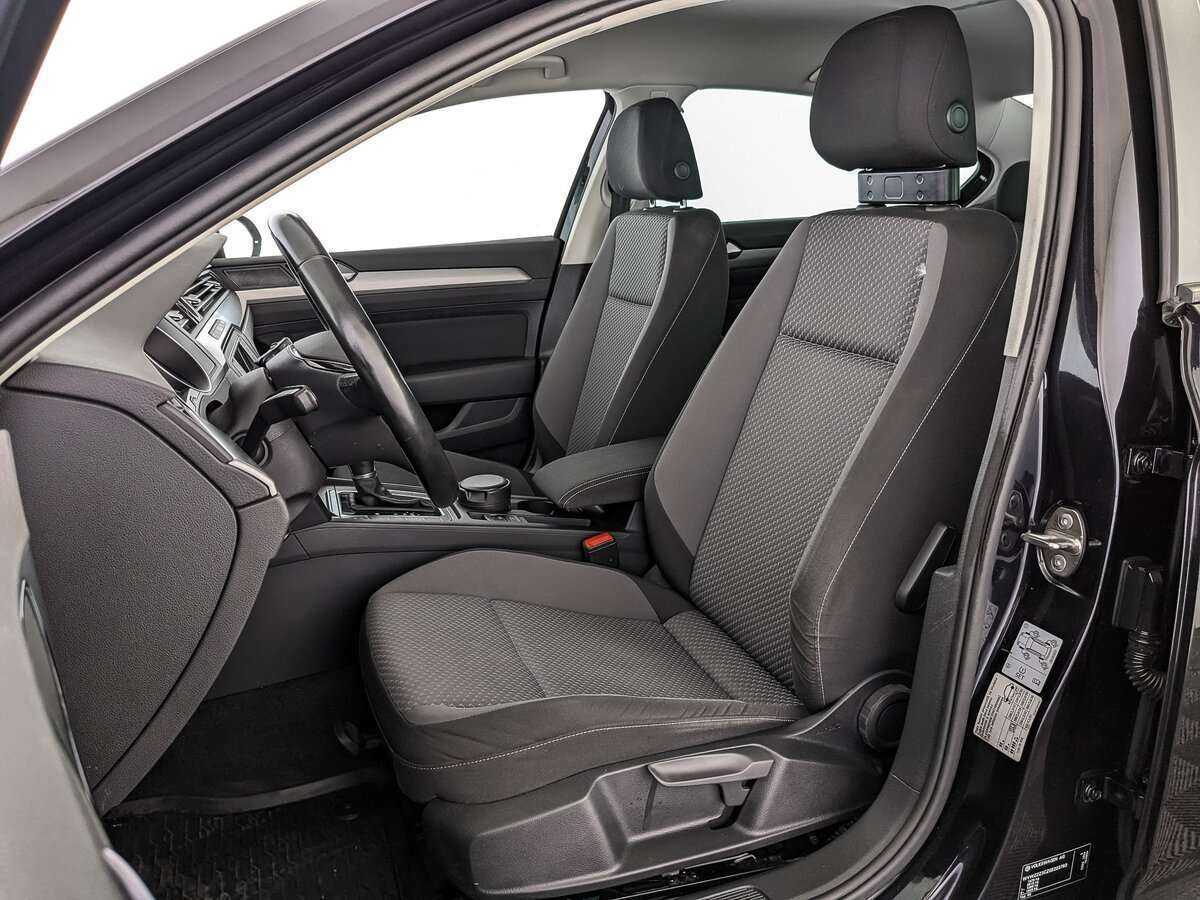 Купить Volkswagen Passat, 2016, 61 012 км, фото №15