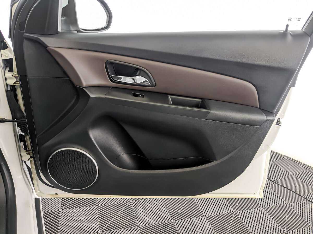 Купить Chevrolet Cruze, 2014, 184 795 км, фото №20