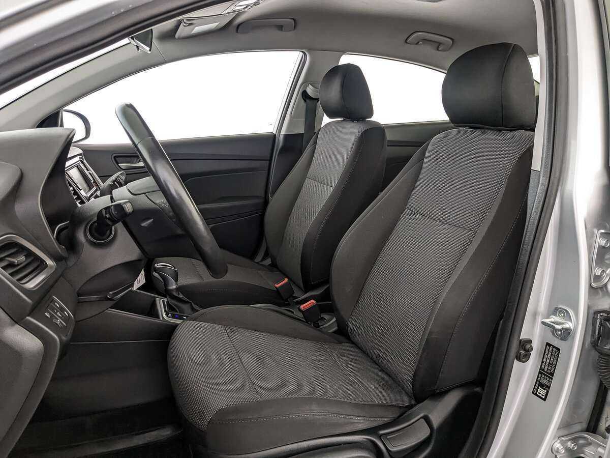 Купить Hyundai Solaris, 2018, 86 879 км, фото №16