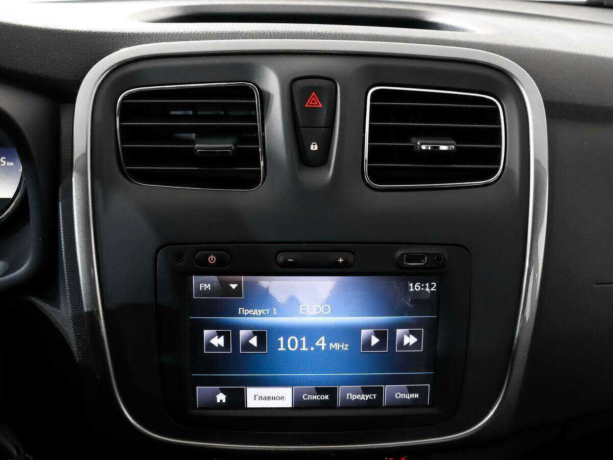 Купить Renault Sandero, 2015, 69 734 км, фото №13