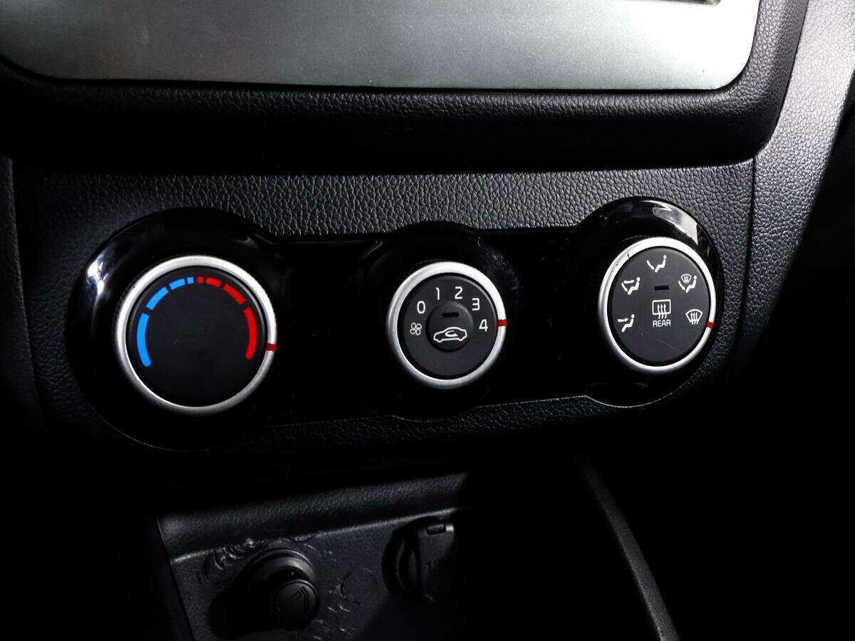 Купить Kia Rio, 2016, 66 612 км, фото №13