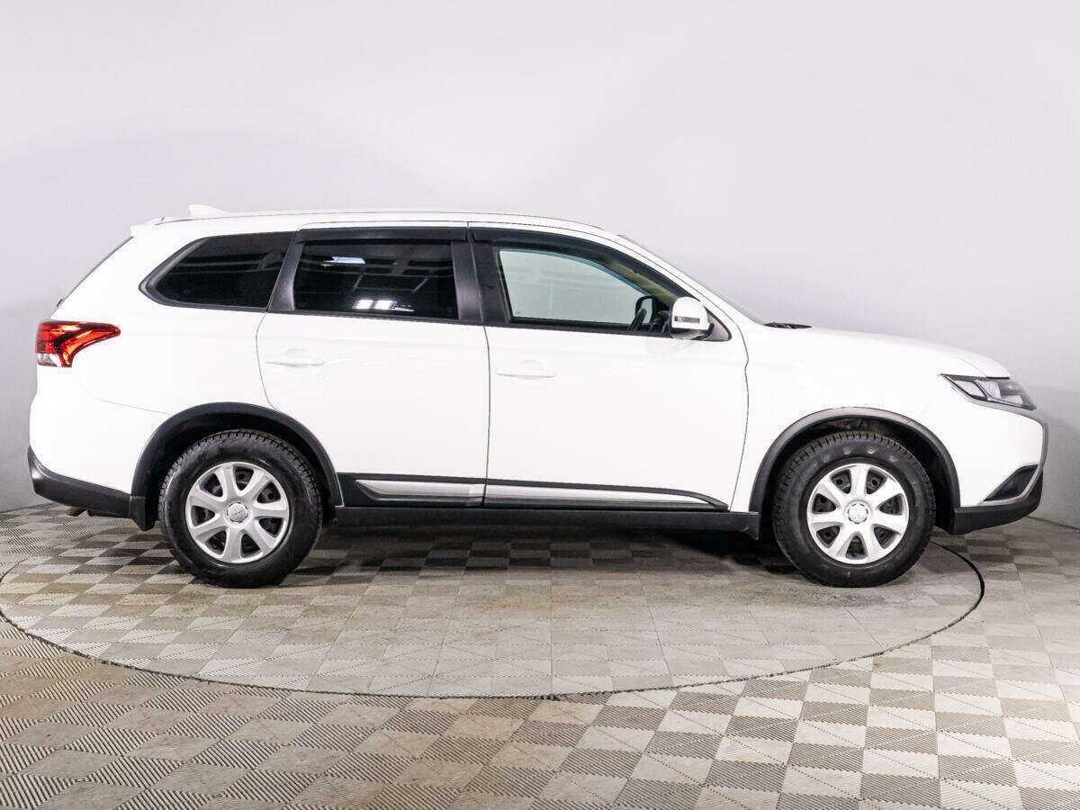 Купить Mitsubishi Outlander, 2019, 131 160 км, фото №4