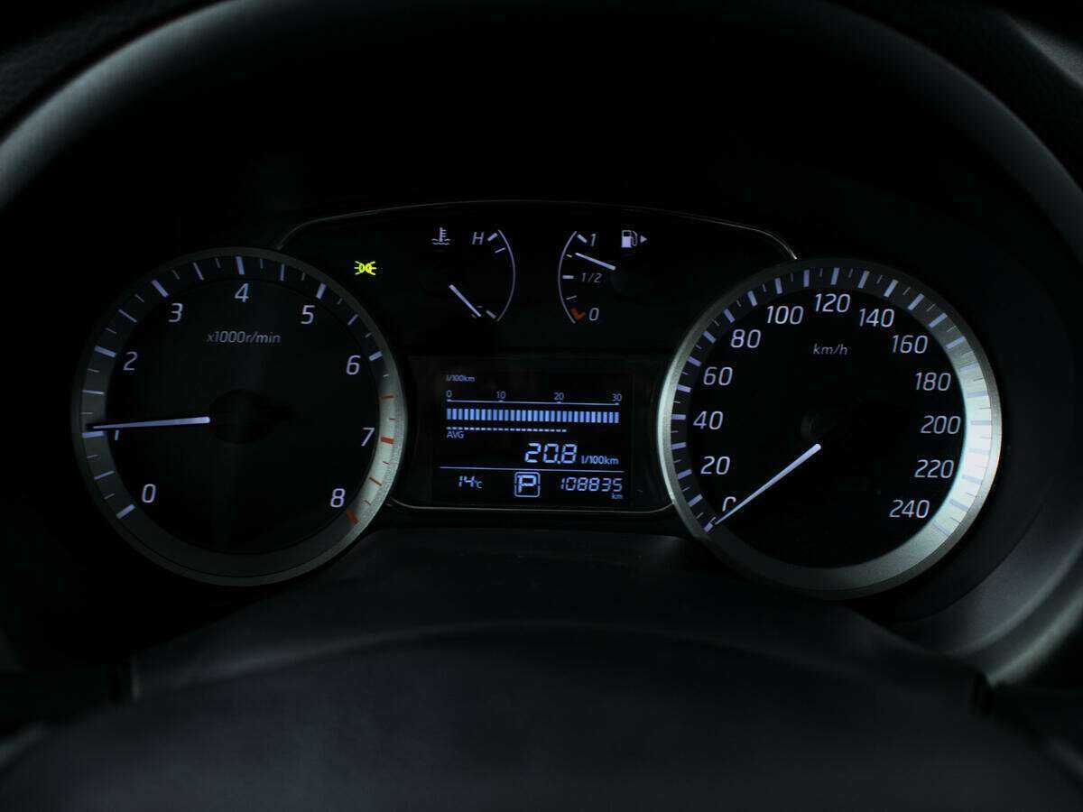 Купить Nissan Tiida, 2015, 108 068 км, фото №11