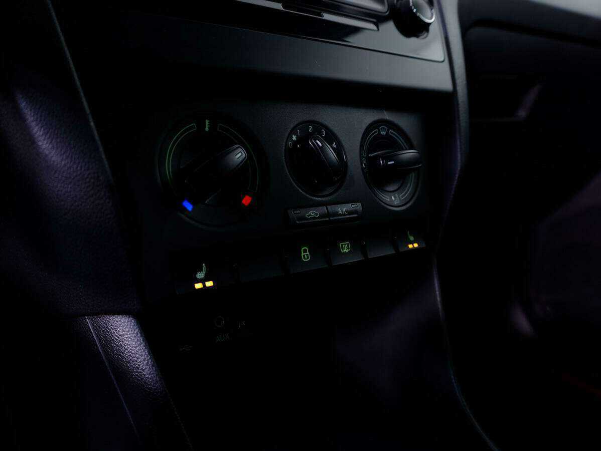 Купить Skoda Rapid, 2015, 107 086 км, фото №15