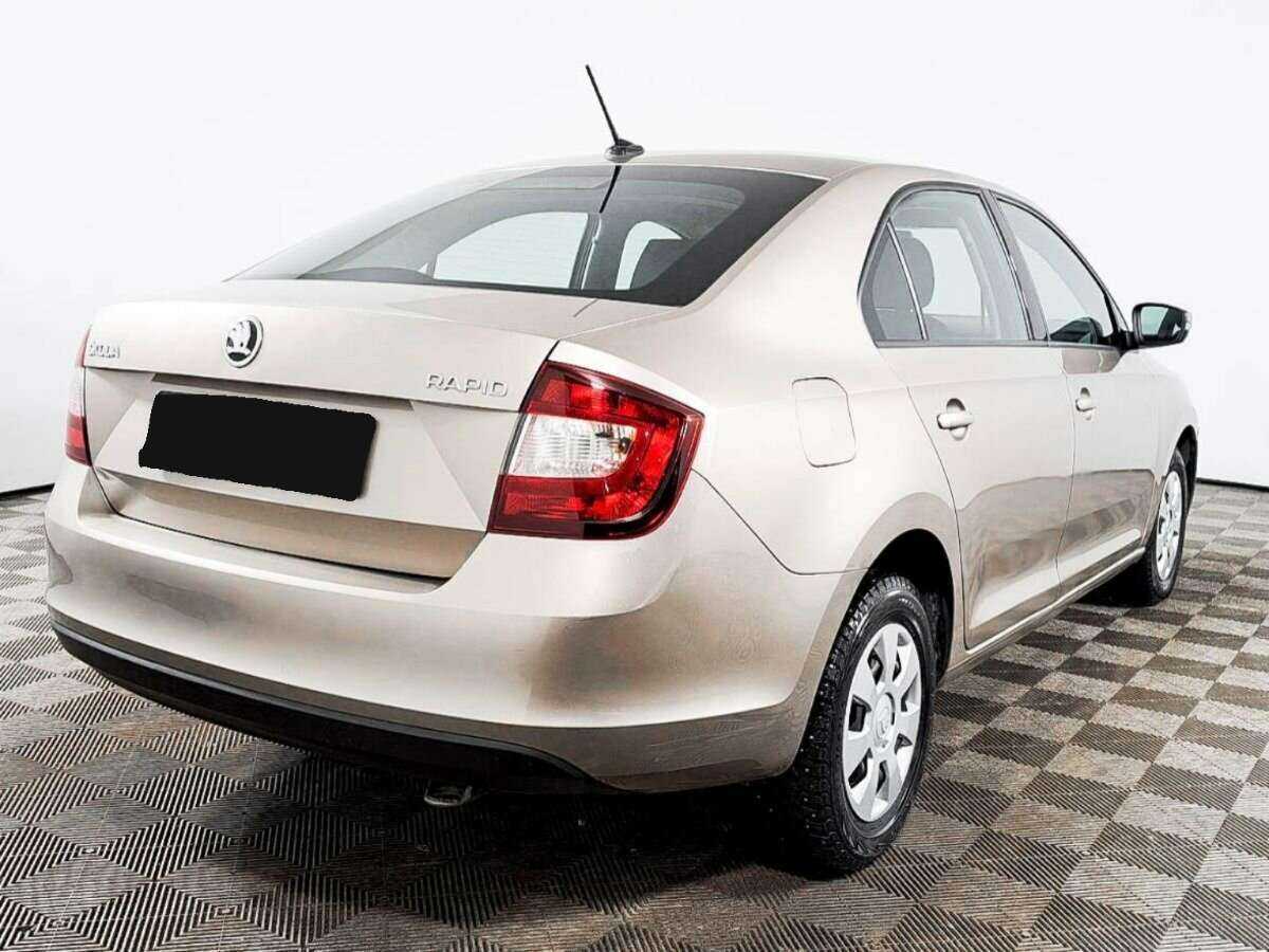 Купить Skoda Rapid, 2018, 141 500 км, фото №4
