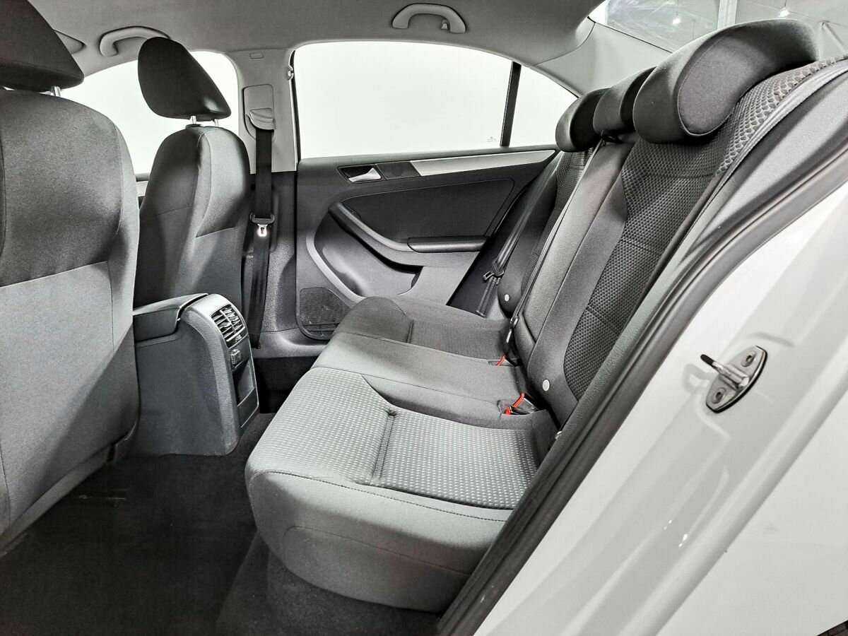 Купить Volkswagen Jetta, 2016, 176 000 км, фото №8