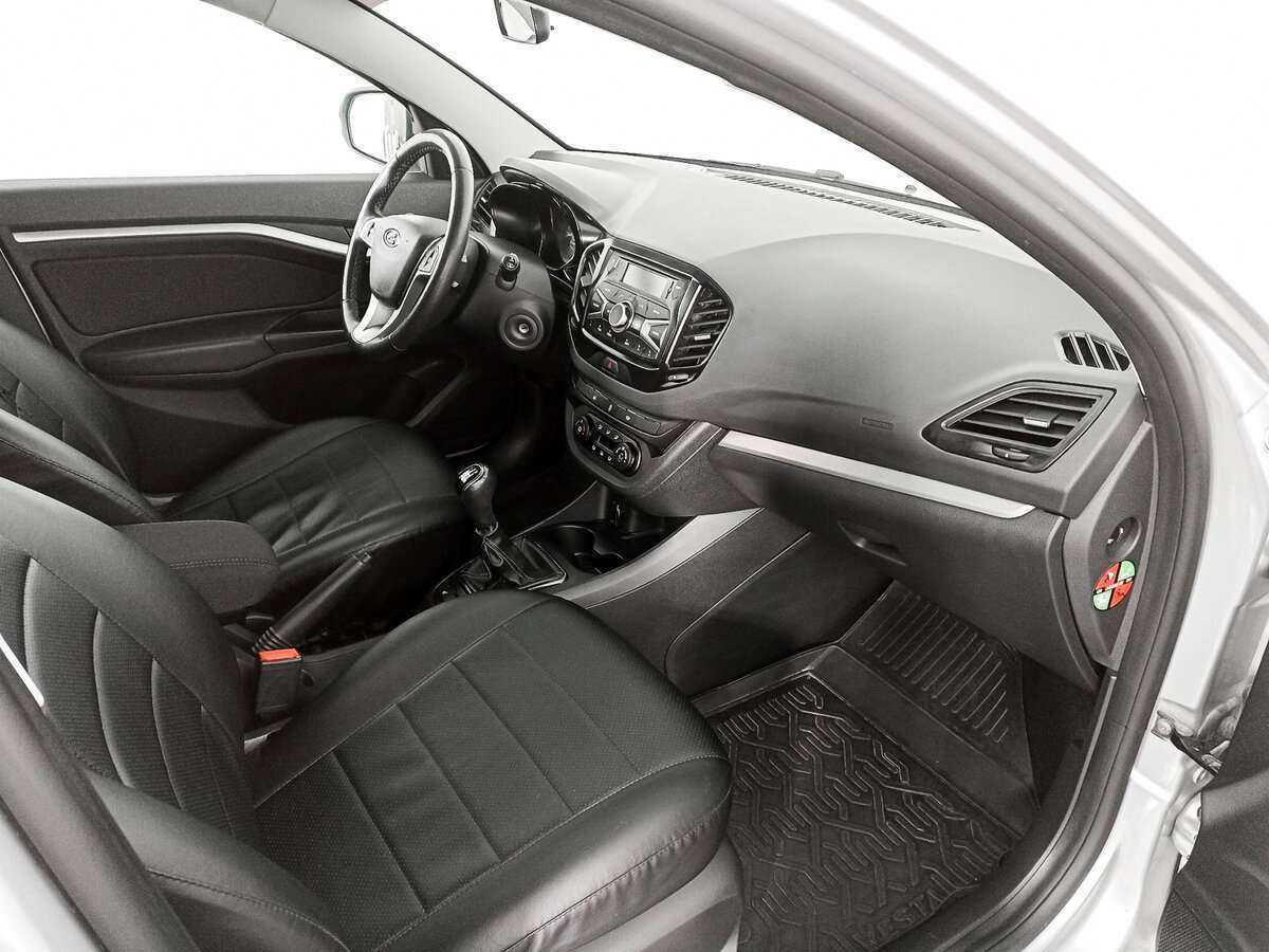 Купить Lada (ВАЗ) Vesta SW, 2020, 51 837 км, фото №9