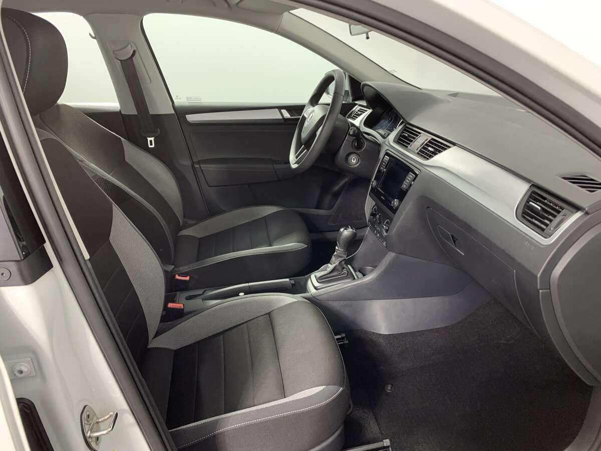 Купить Skoda Rapid, 2019, 64 811 км, фото №13