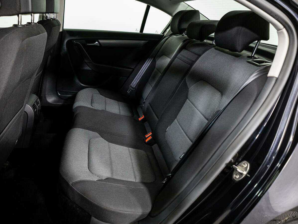 Купить Volkswagen Passat, 2012, 171 420 км, фото №10
