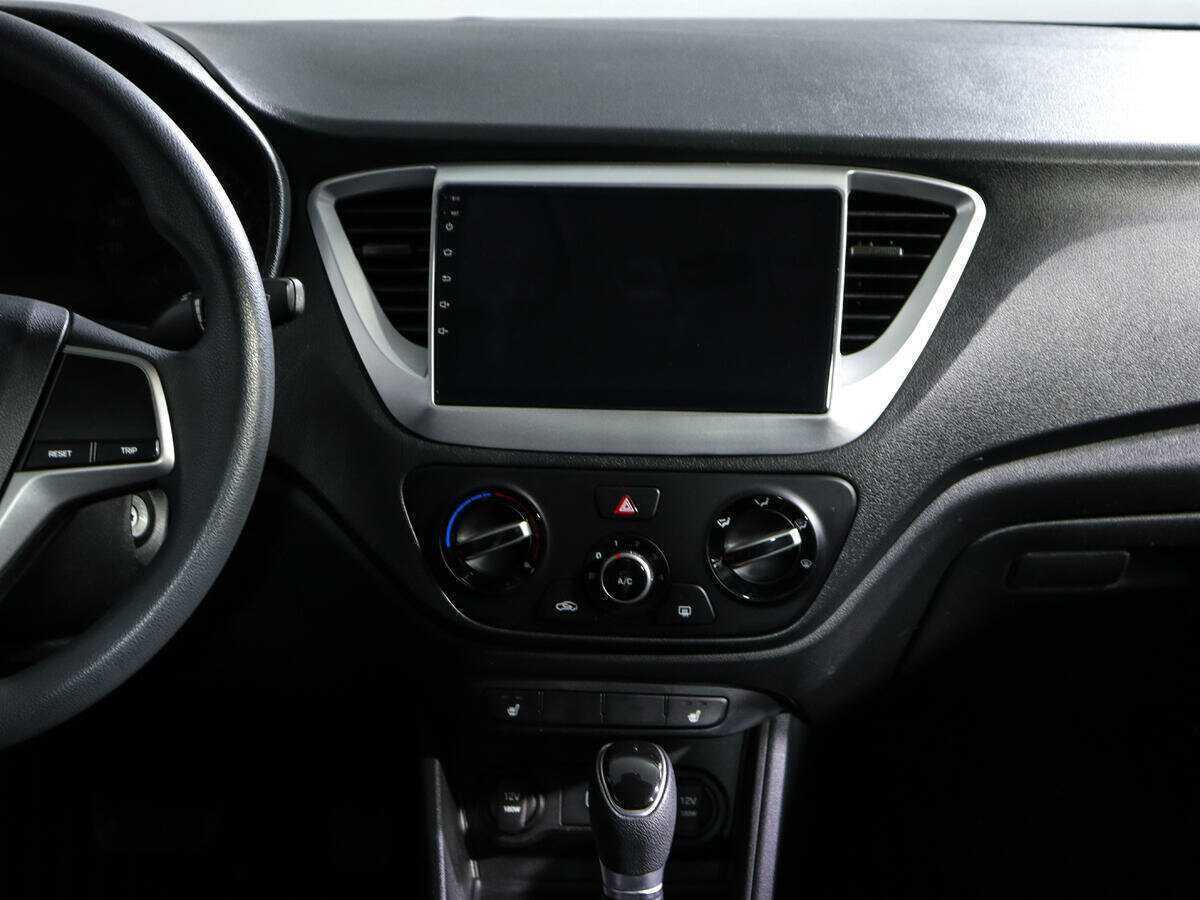 Купить Hyundai Solaris, 2019, 56 000 км, фото №13