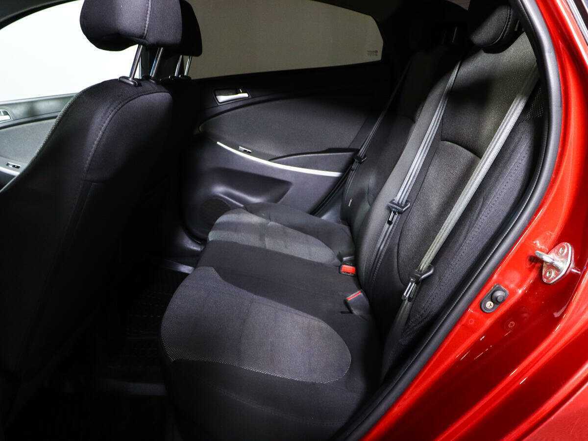 Купить Hyundai Solaris, 2013, 96 000 км, фото №8