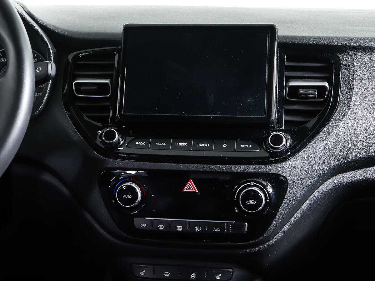 Купить Hyundai Solaris, 2022, 45 761 км, фото №14