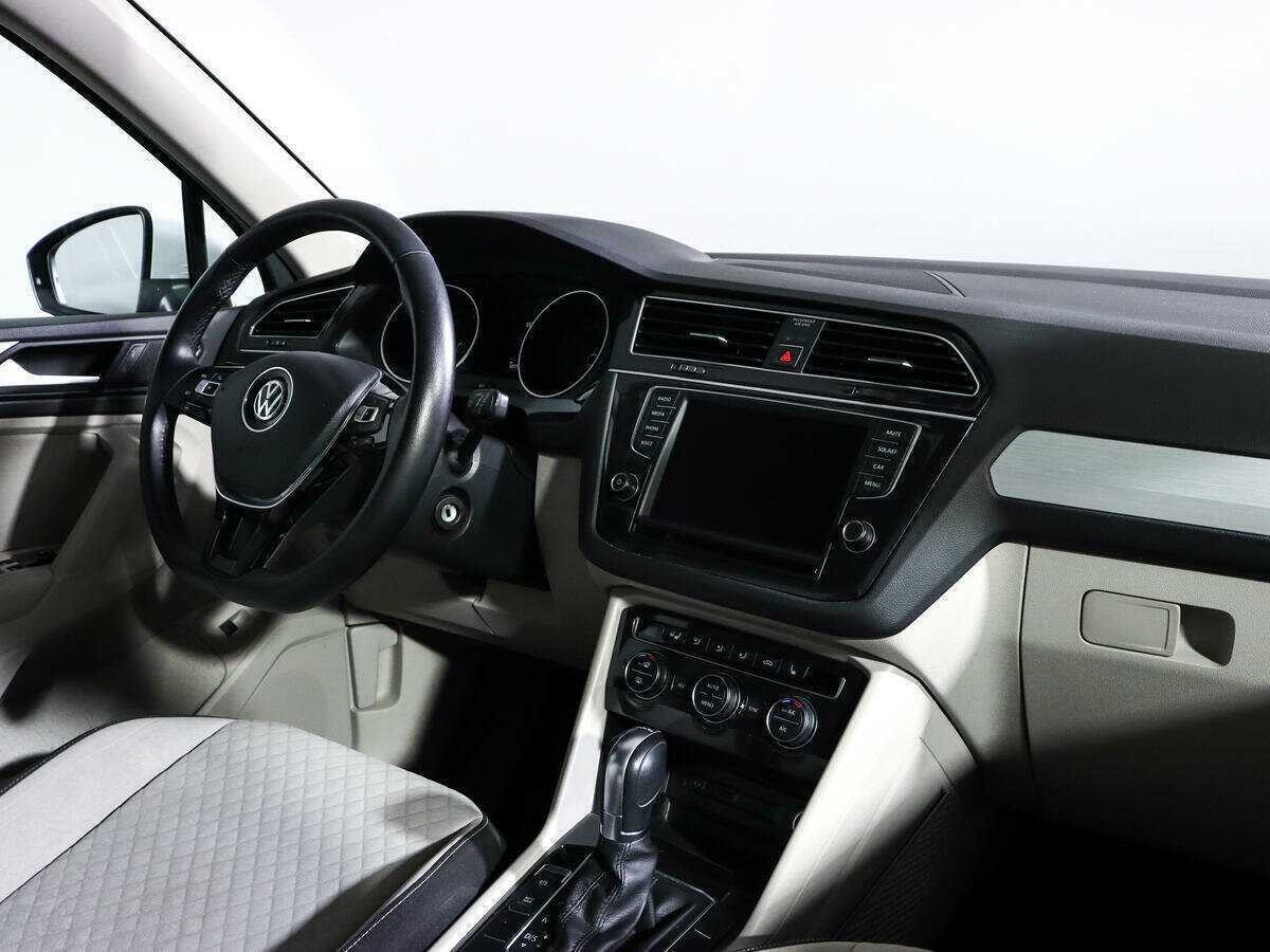 Купить Volkswagen Tiguan, 2017, 107 600 км, фото №7