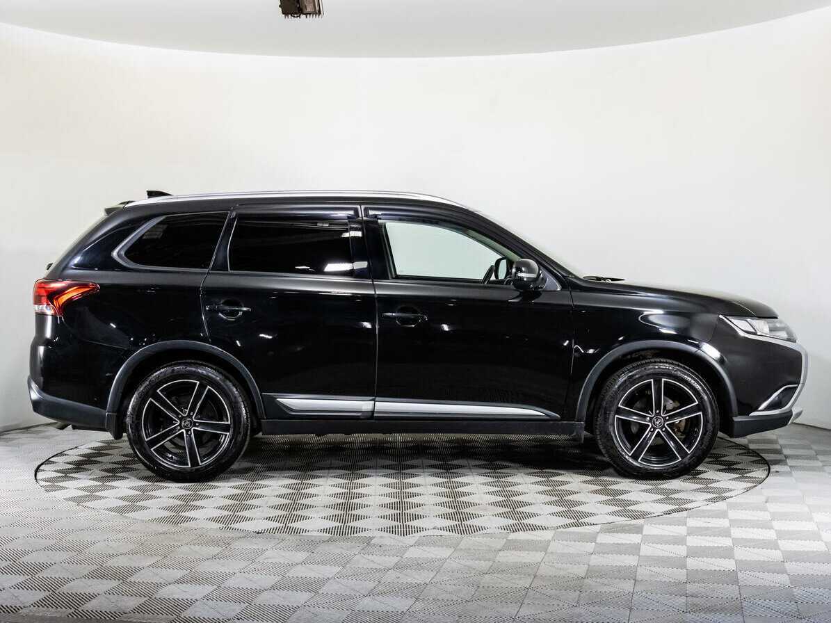 Купить Mitsubishi Outlander, 2018, 120 491 км, фото №4