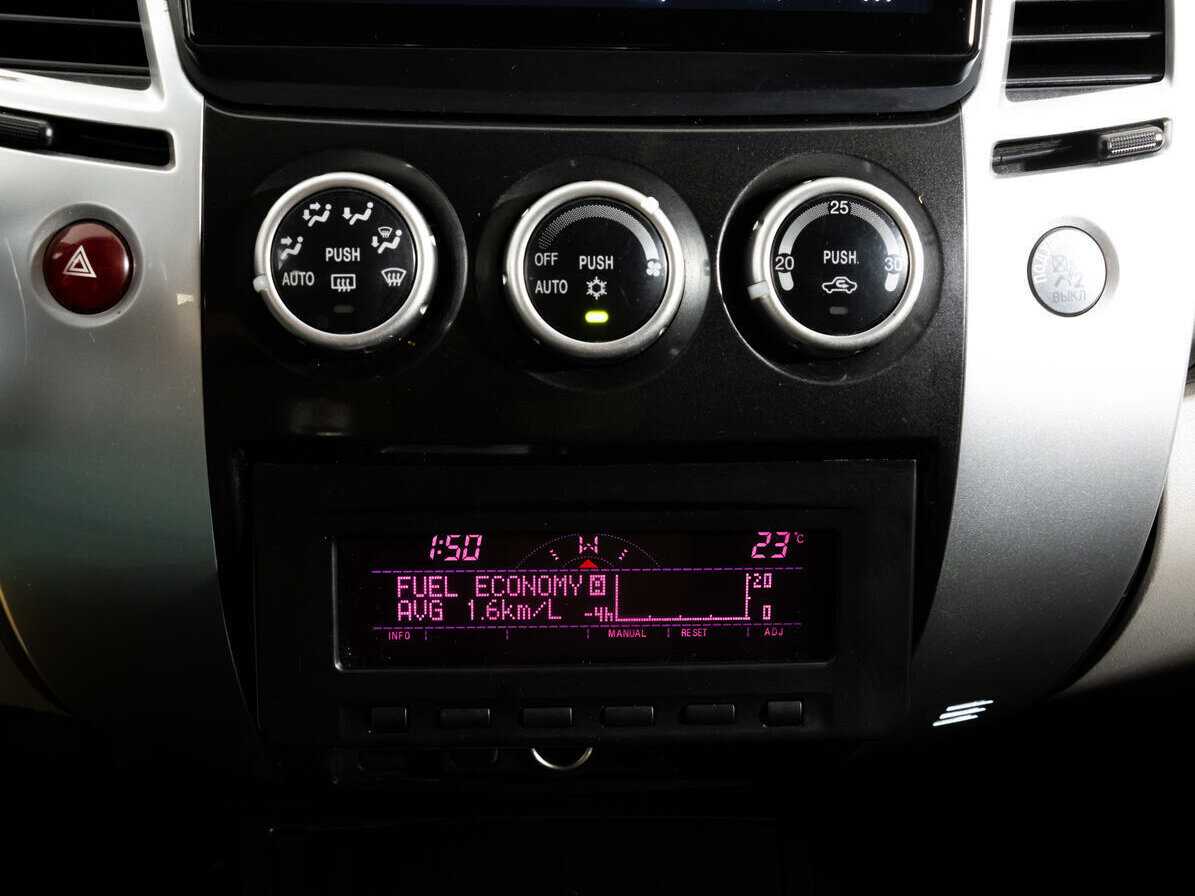 Купить Mitsubishi Pajero Sport, 2014, 208 210 км, фото №14