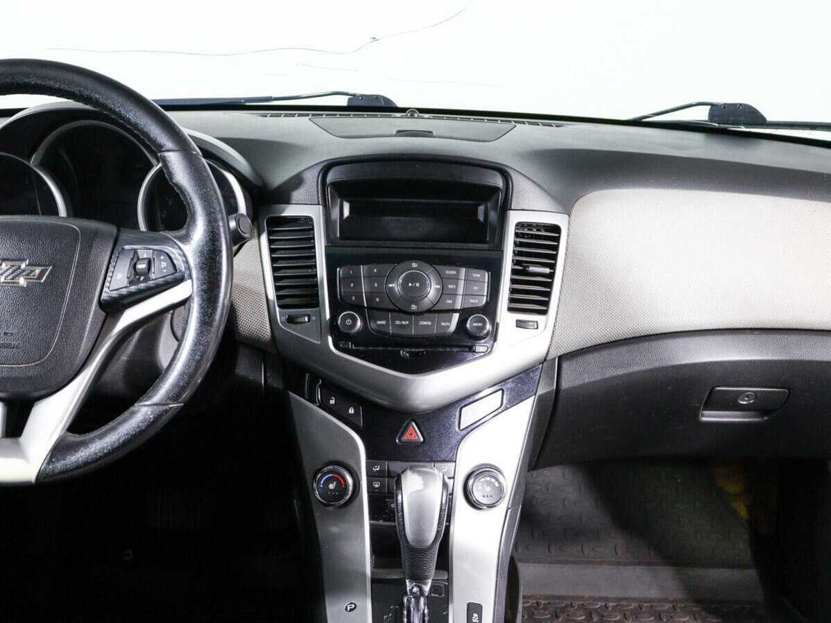 Купить Chevrolet Cruze, 2012, 290 000 км, фото №13