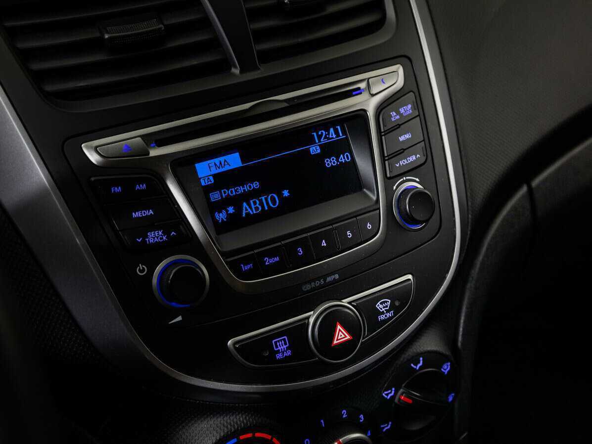 Купить Hyundai Solaris, 2016, 70 000 км, фото №14