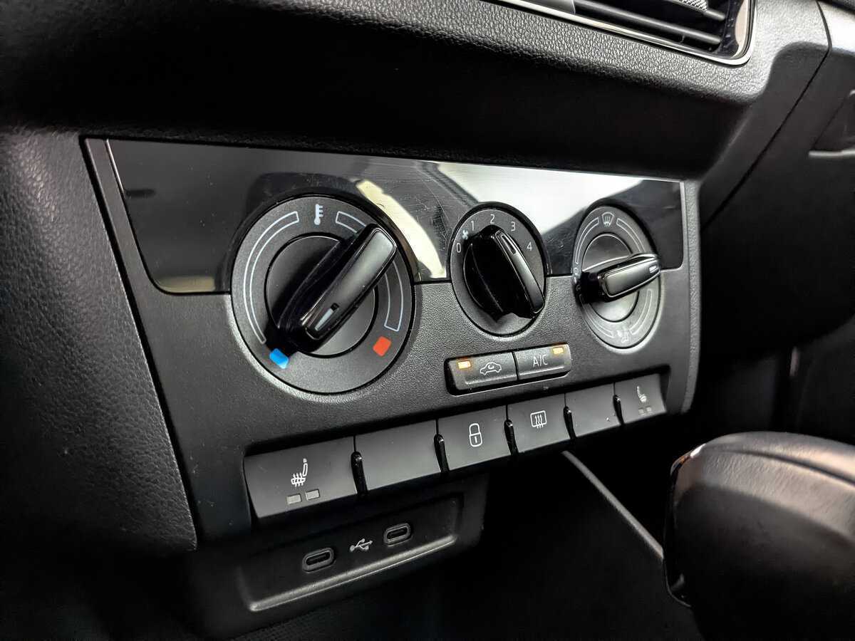 Купить Volkswagen Polo, 2020, 69 358 км, фото №17