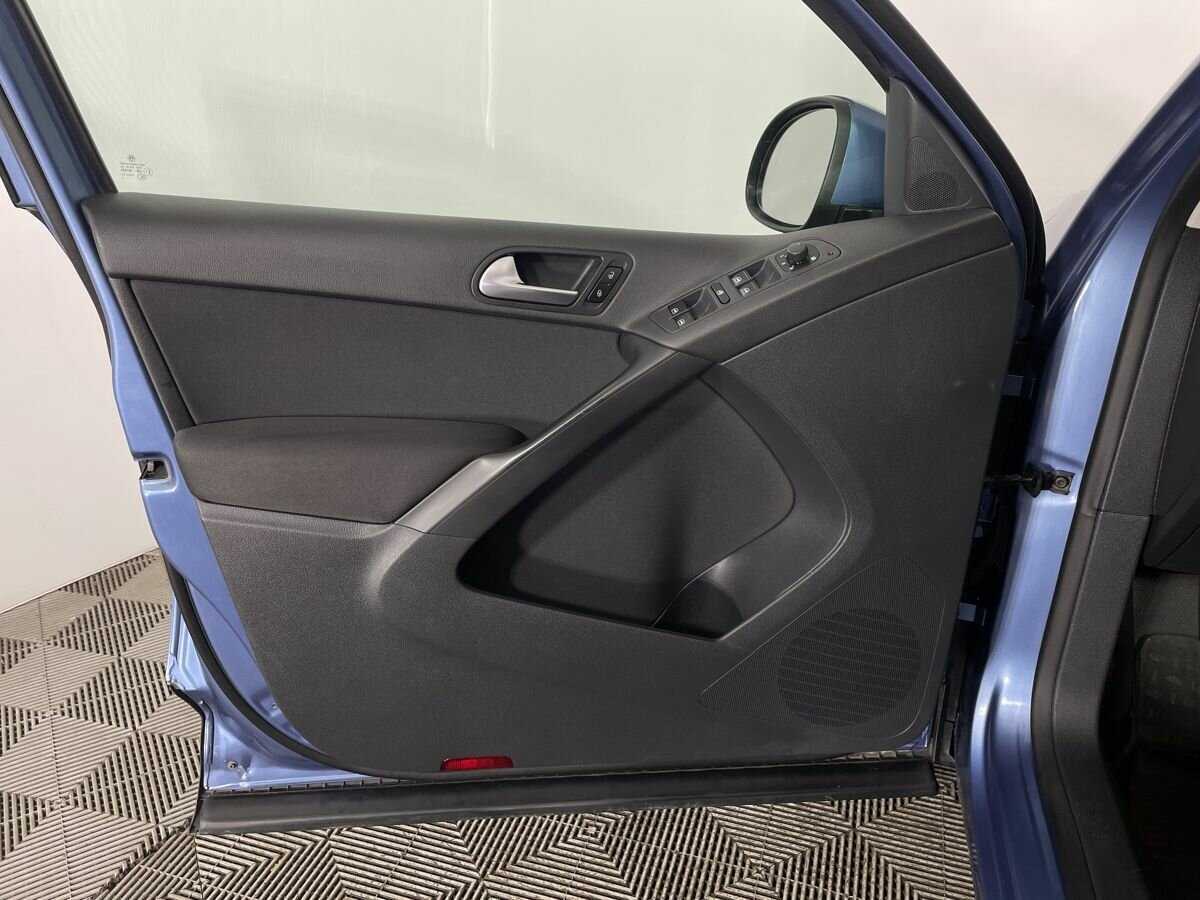 Купить Volkswagen Tiguan, 2012, 144 322 км, фото №8