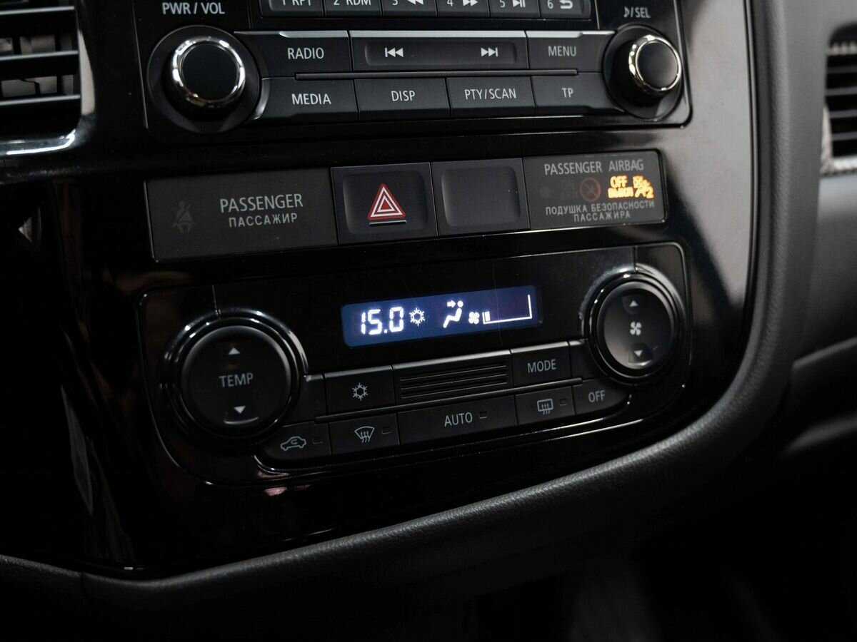 Купить Mitsubishi Outlander, 2018, 75 000 км, фото №17