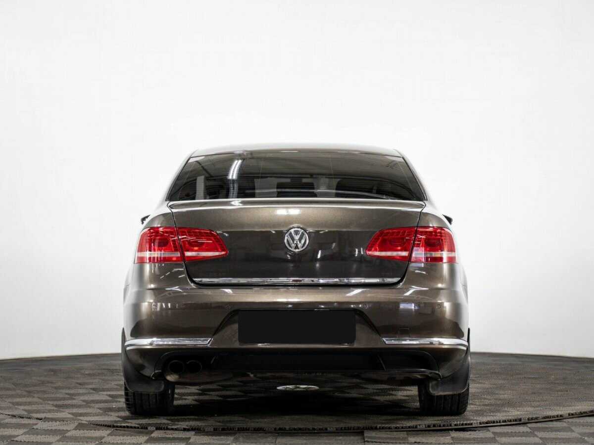 Купить Volkswagen Passat, 2012, 215 000 км, фото №5