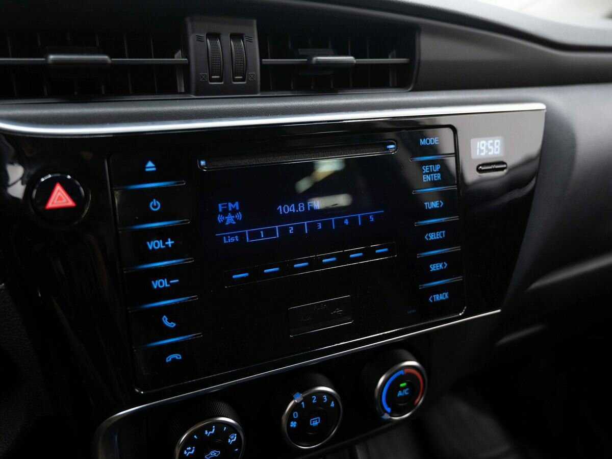 Купить Toyota Corolla, 2017, 70 077 км, фото №18