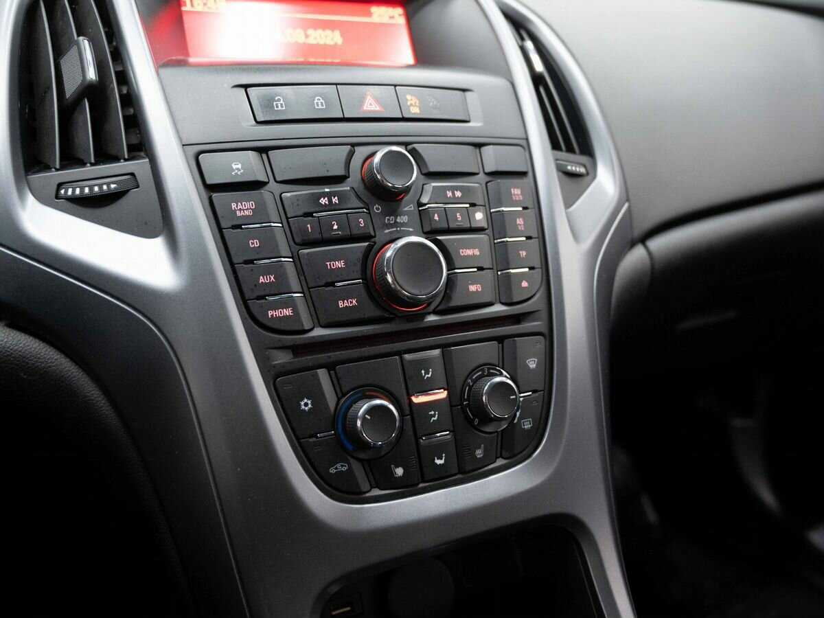 Купить Opel Astra GTC, 2013, 173 534 км, фото №17