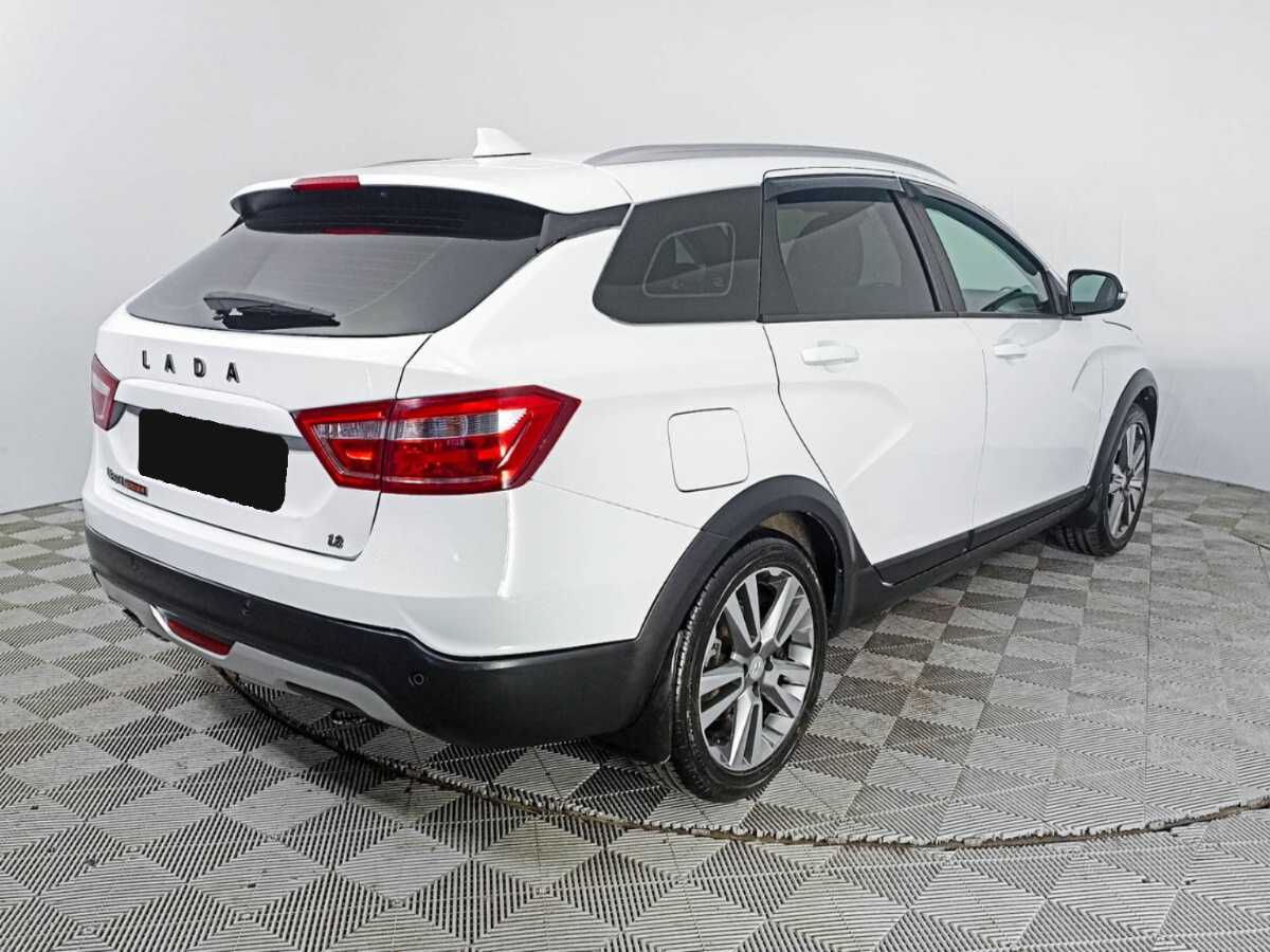 Купить Lada (ВАЗ) Vesta SW Cross, 2017, 100 241 км, фото №5