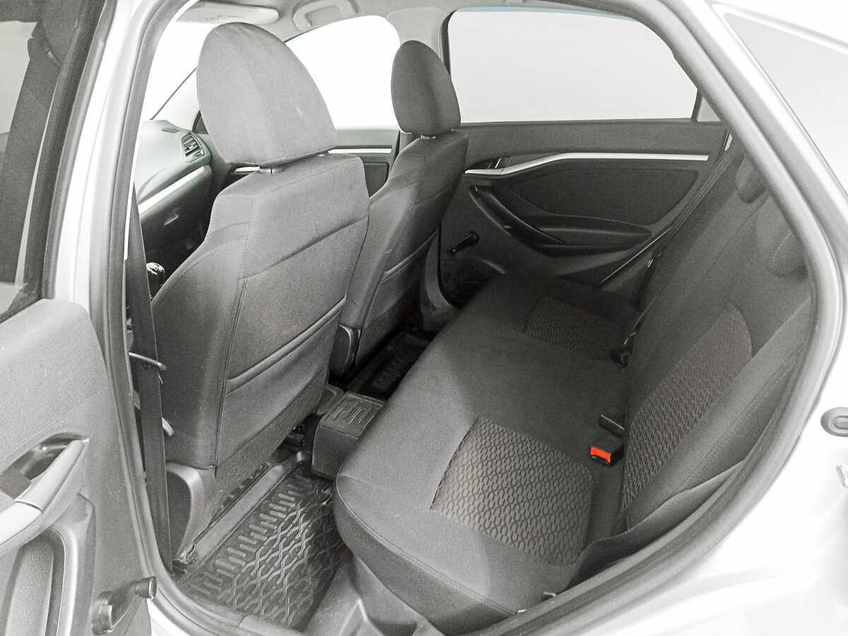 Купить Lada (ВАЗ) Vesta, 2015, 104 566 км, фото №12