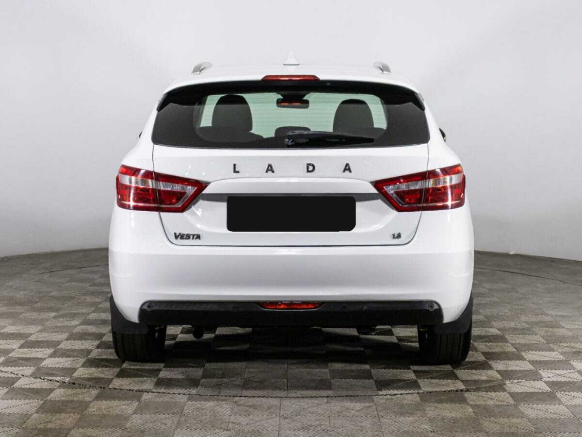 Купить Lada (ВАЗ) Vesta SW, 2017, 136 605 км, фото №6