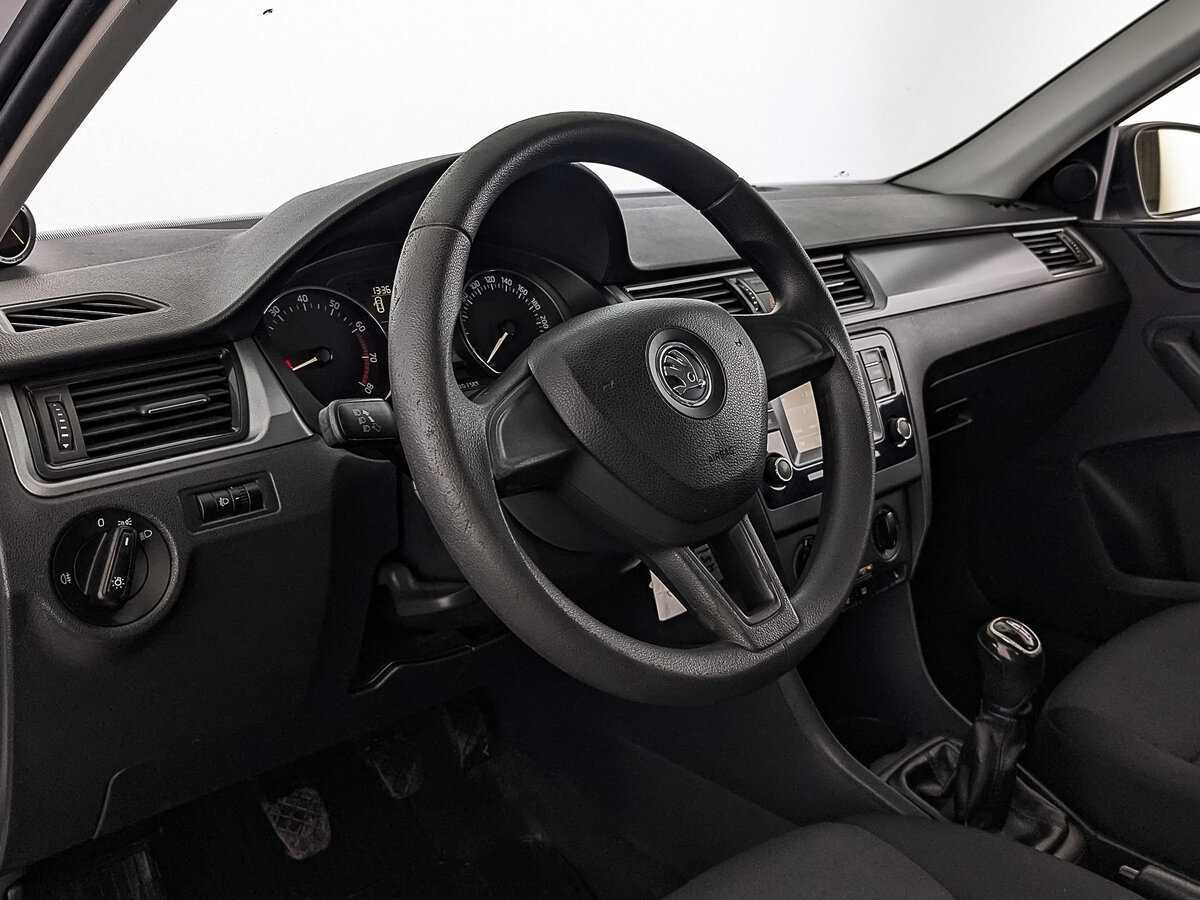 Купить Skoda Rapid, 2017, 158 754 км, фото №14