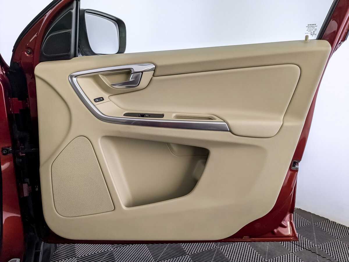 Купить Volvo XC60, 2013, 169 570 км, фото №24