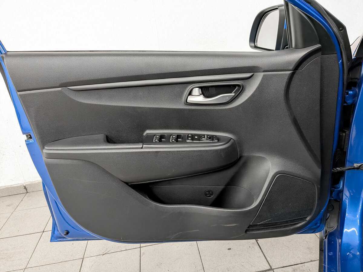 Купить Kia Rio X-Line, 2020, 156 298 км, фото №17