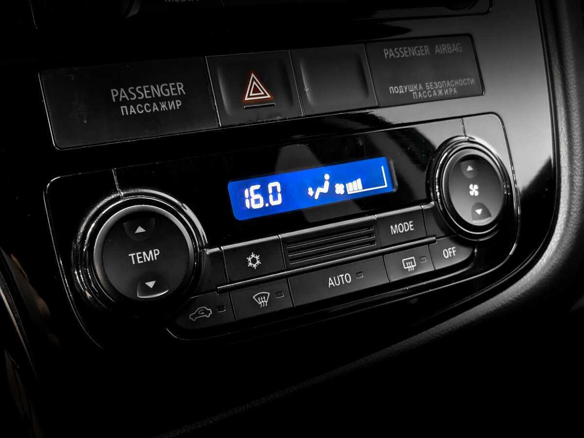 Купить Mitsubishi Outlander, 2017, 168 002 км, фото №25