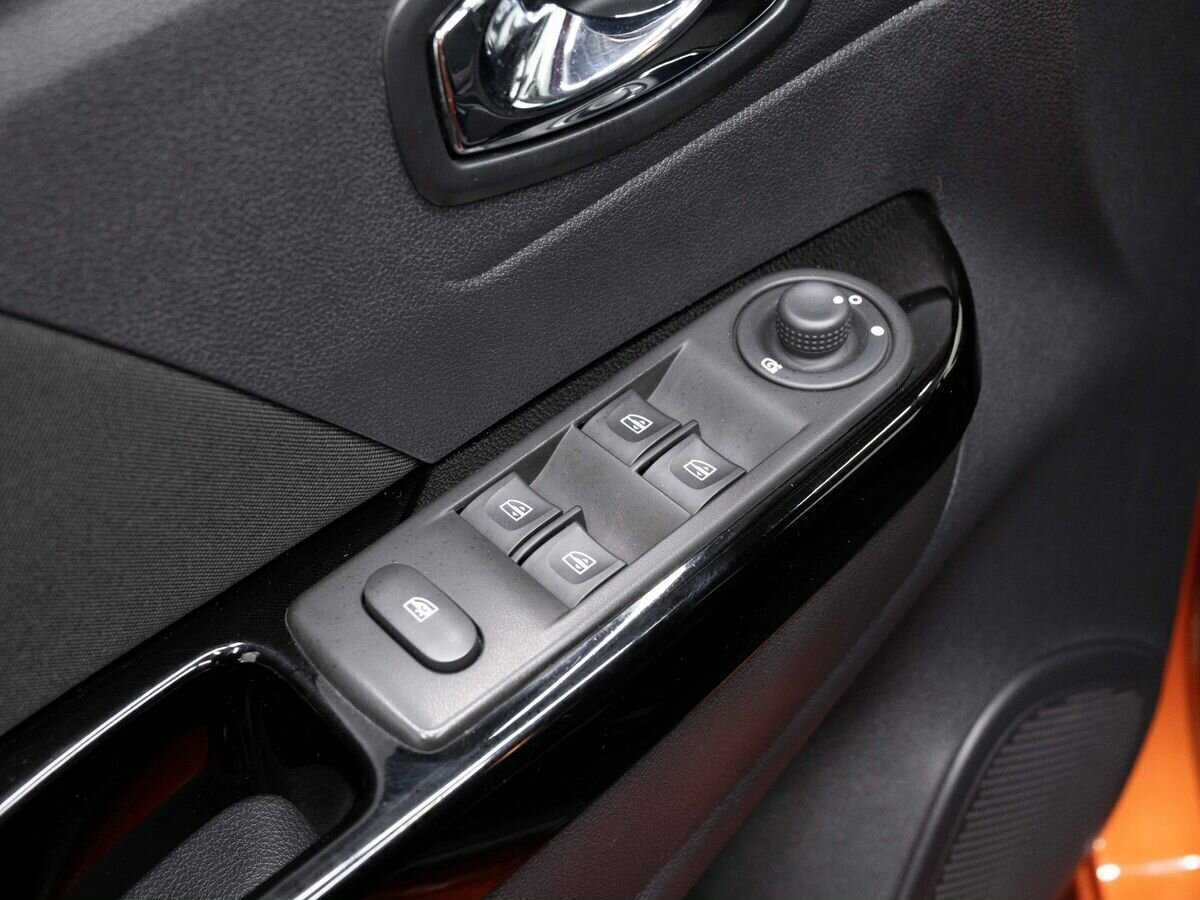 Купить Renault Kaptur, 2017, 62 145 км, фото №16