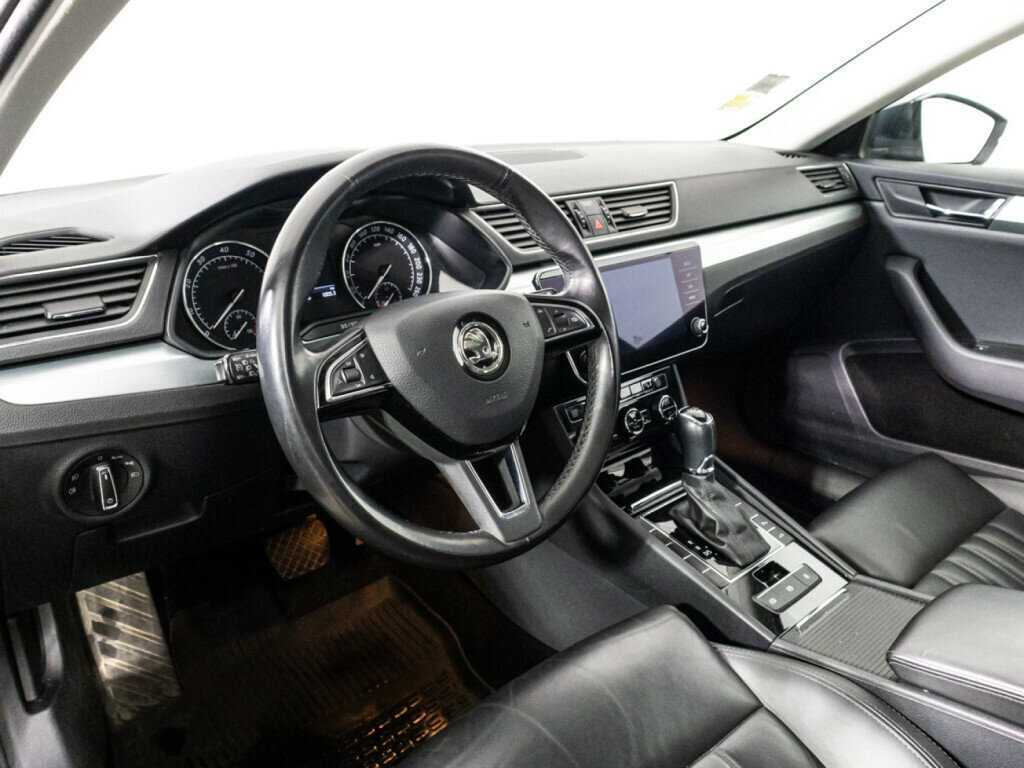 Купить Skoda Superb, 2018, 160 211 км, фото №11