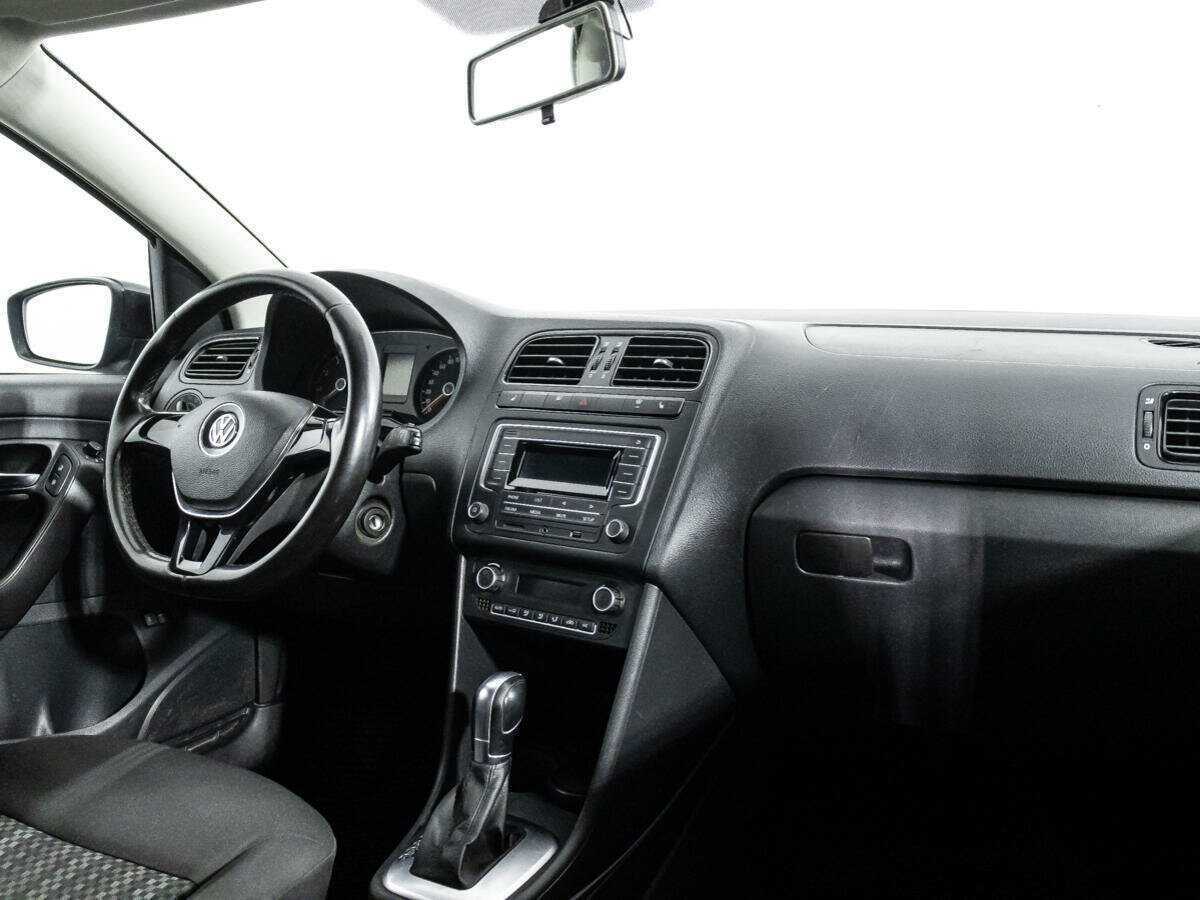 Купить Volkswagen Polo, 2017, 164 601 км, фото №9