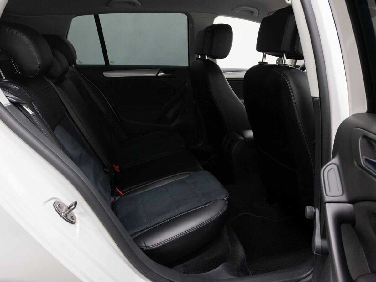 Купить Volkswagen Golf, 2012, 227 000 км, фото №10