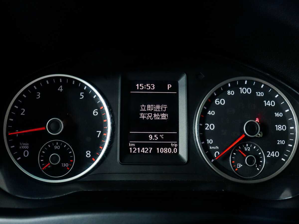 Купить Volkswagen Tiguan, 2015, 121 218 км, фото №11