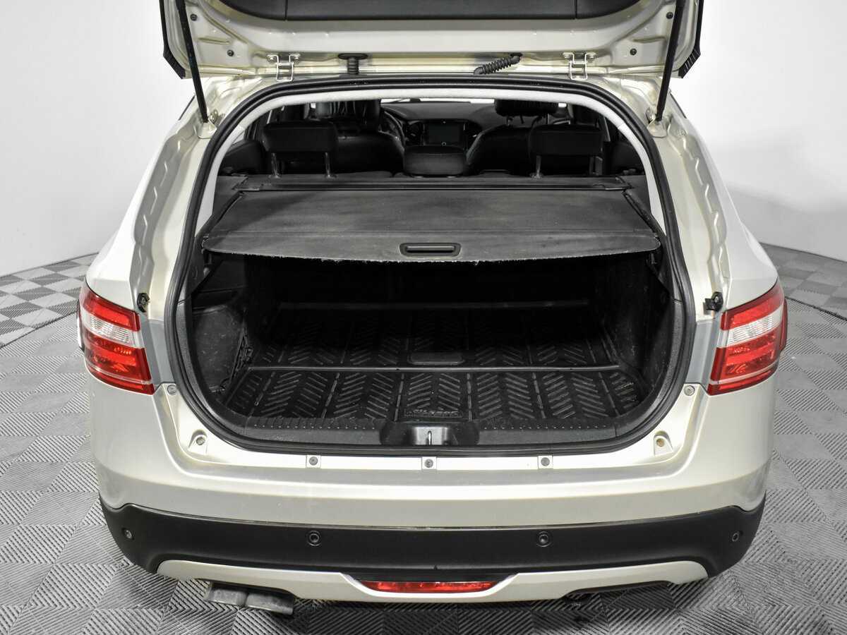 Купить Lada (ВАЗ) Vesta SW Cross, 2019, 92 052 км, фото №21