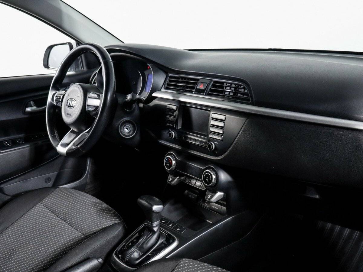 Купить Kia Rio, 2017, 102 979 км, фото №9