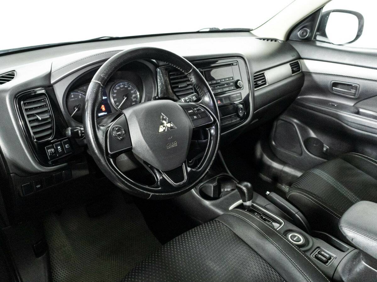 Купить Mitsubishi Outlander, 2016, 225 958 км, фото №11