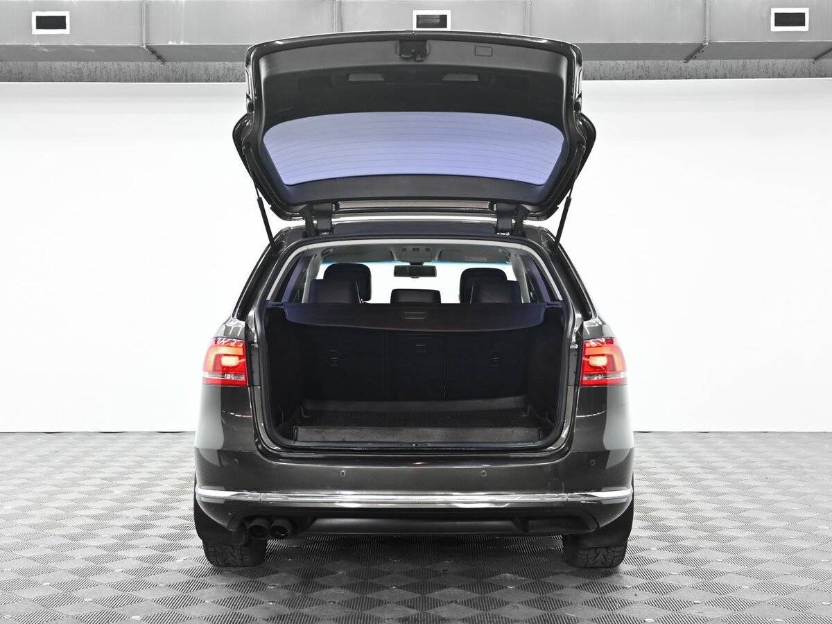 Купить Volkswagen Passat, 2012, 121 000 км, фото №5