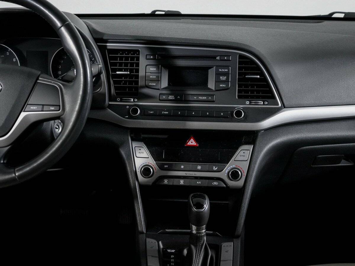 Купить Hyundai Elantra, 2016, 143 729 км, фото №11